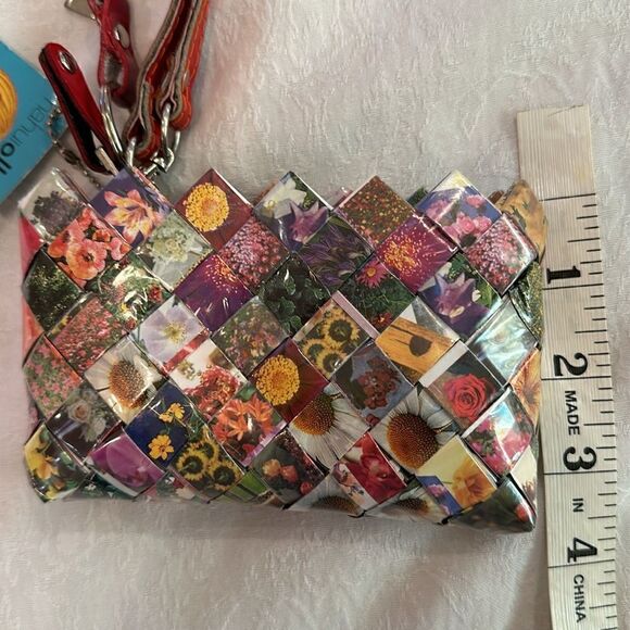 Nahui Ollin Candy Wrapper Multicolor Removable Strap Wristlet Wallet Keychain - Picture 4 of 14